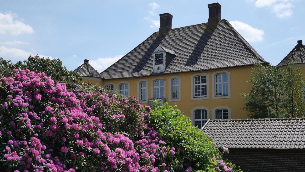 Hotel Schloss Diepenbrock Bocholt Exterior photo